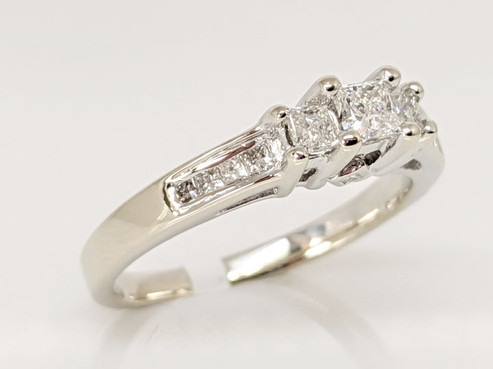 14K WHITE .50 CARAT TOTAL WEIGHT SI2 G DIAMOND PRINCESS CUT (13) ESTATE RING 3.3 GRAMS