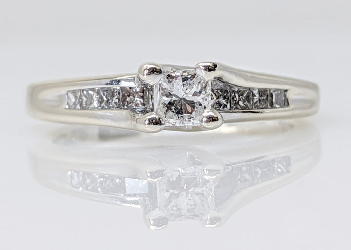 14K WHITE .55 CARAT TOTAL WEIGHT I1 G DIAMOND PRINCESS CUT (11) ESTATE RING 3.4 GRAMS