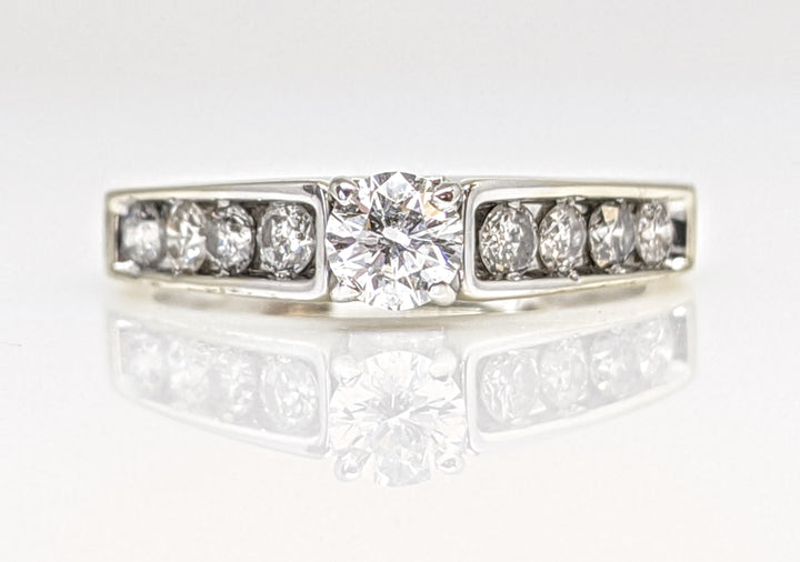 14KW .64 CARAT TOTAL WEIGHT I1 E DIAMOND ROUND (9) ESTATE RING 2.6 GRAMS