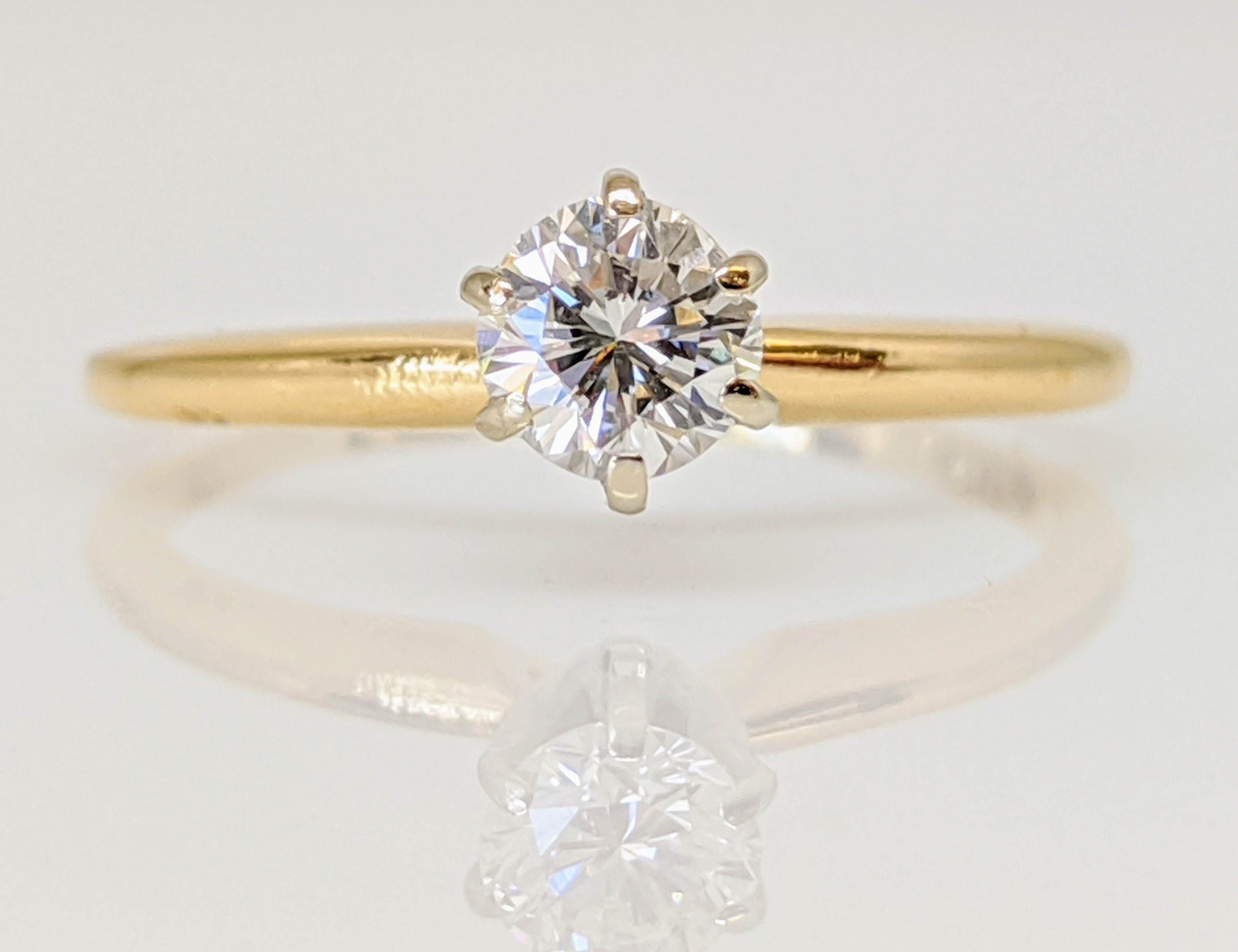 ダイヤモンド ハーフエタニティリング 0.30ct(Total) G～Hクラス