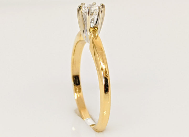 14K .22 CARAT TOTAL VS H DIAMOND ROUND SOLITAIRE ESTATE RING 2.1 GRAMS