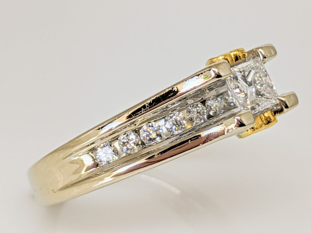 14KW/24K .76 CARAT TOTAL WEIGHT I1 F DIAMOND PRINCESS CUT WITH (12) ROUND MELEE ESTATE RING 7.2G