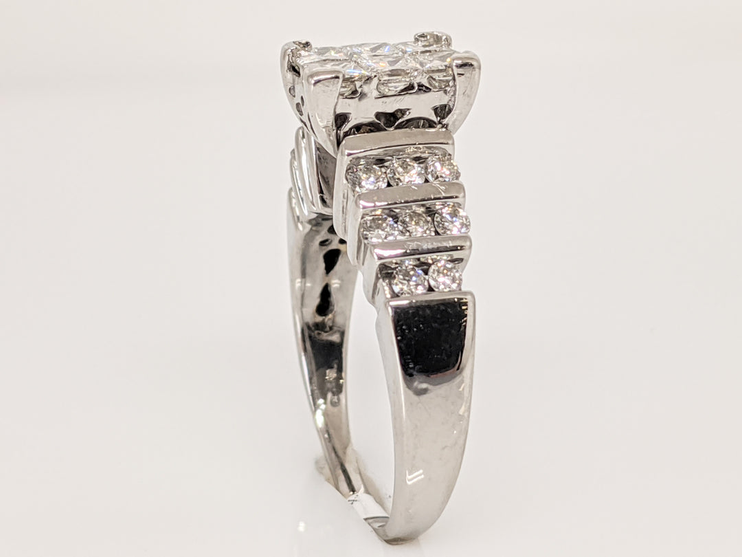 14KW 1.39 CARAT TOTAL WEIGHT I1 G DIAMOND PRINCESS CUT (6) WITH (16) ROUND MELEE ESTATE RING 5.2G