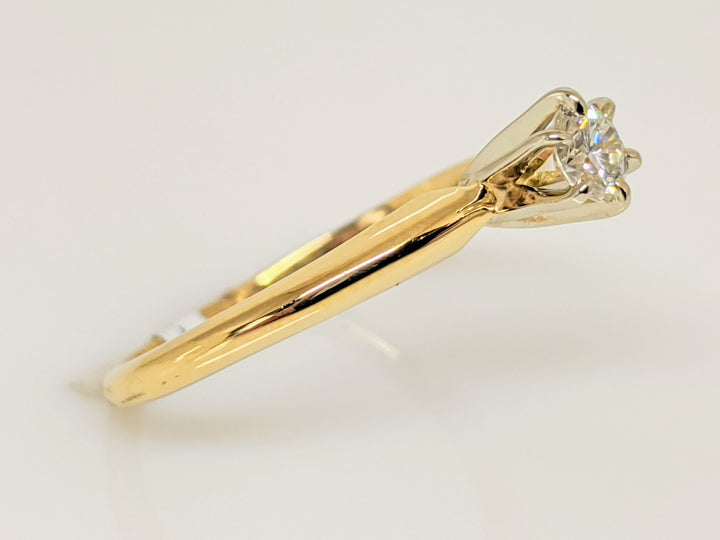 14K .18 CARAT TOTAL SI I DIAMOND ROUND SOLITAIRE ESTATE RING