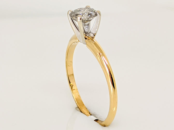 14K .61 CARAT TOTAL I1 K DIAMOND ROUND SOLITARE ESTATE RING 1.9 GRAMS