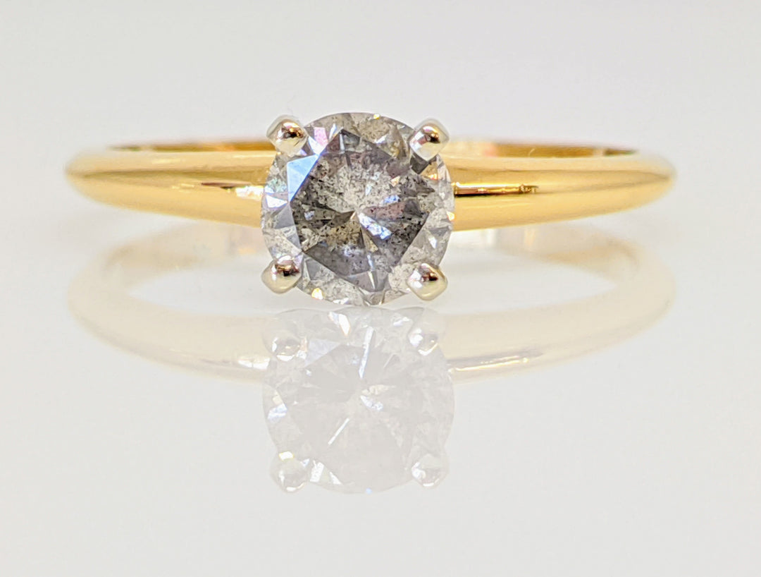 14K .61 CARAT TOTAL I1 K DIAMOND ROUND SOLITARE ESTATE RING 1.9 GRAMS