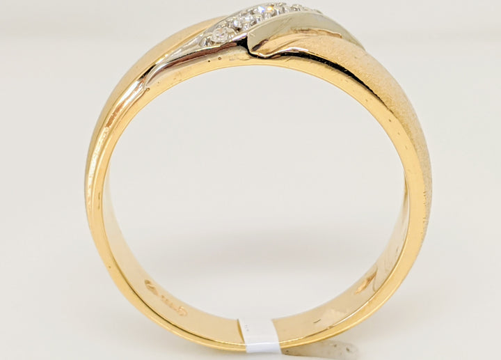 14K .08 CARAT TOTAL WEIGHT I1 G DIAMOND ROUND (5) ESTATE BAND 6.2 GRAMS