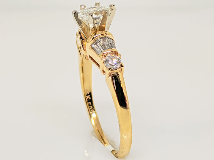 14K .64 CARAT TOTAL WEIGHT SI1 G DIAMOND MARQUISE CUT WITH (6) BAGUETTE CUT AND (2) ROUND MELEE ESTATE RING 3.0 GRAMS