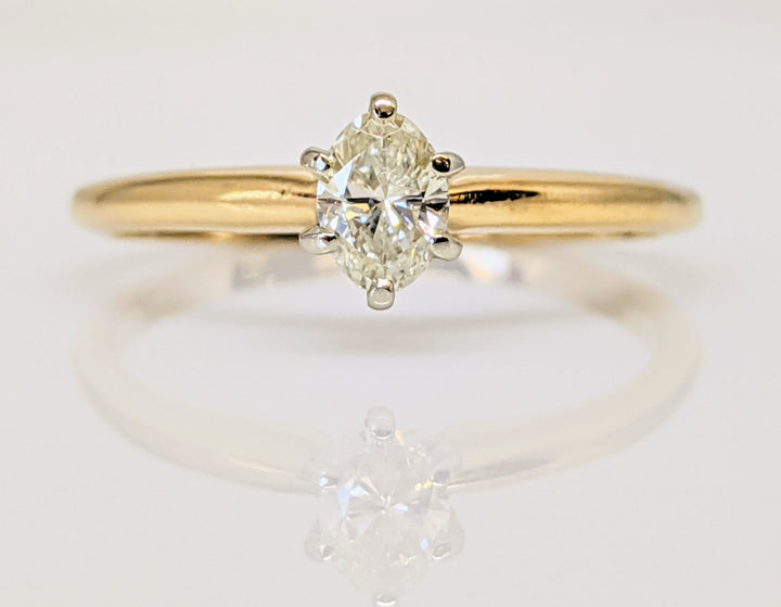 14K .32 CARAT TOTAL WEIGHT SI2 J DIAMOND OVAL SOLITAIRE ESTATE RING 2.0 GRAMS