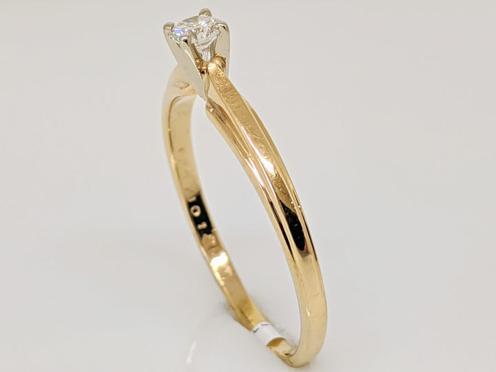 14K .15 CARAT TOTAL SI2 G DIAMOND ROUND SOLITAIRE ESTATE RING 2.1 GRAMS