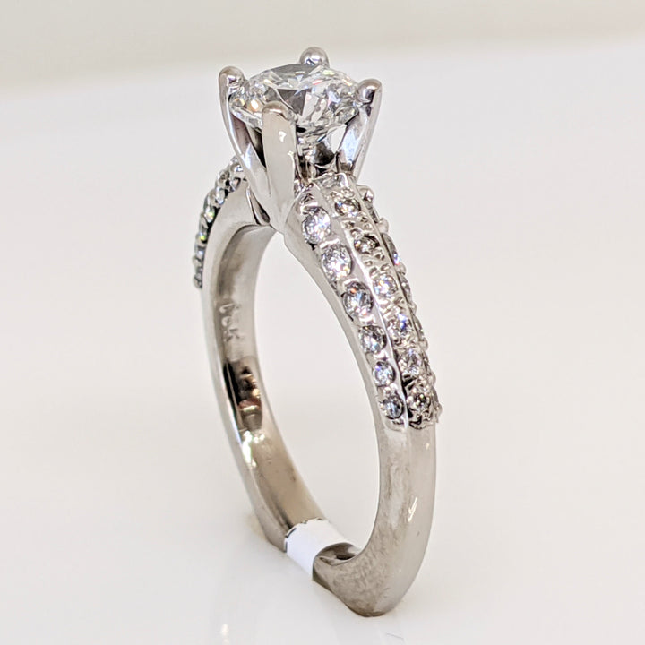 14K WHITE 1.30 CARAT TOTAL WEIGHT I1 H DIAMOND ROUND (37) ESTATE RING 4.9G