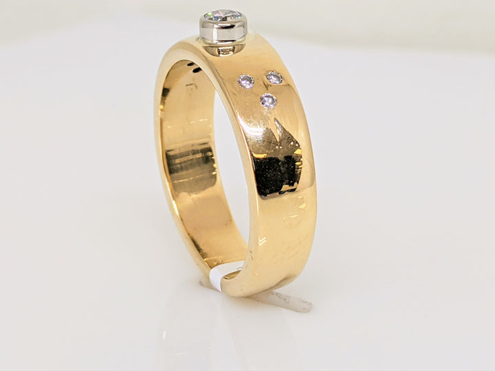 14K .27 CARAT TOTAL WEIGHT SI2 H DIAMOND ROUND BEZEL SET (1) FLUSH SET (6) ESTATE BAND 8.2 GRAMS