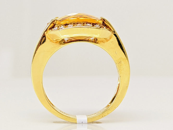 18K CITRINE 6.00CT HEXAGON WITH YELLOW SAPPHIRE AND (14) MELEE ESTATE RING 11.0 GRAMS