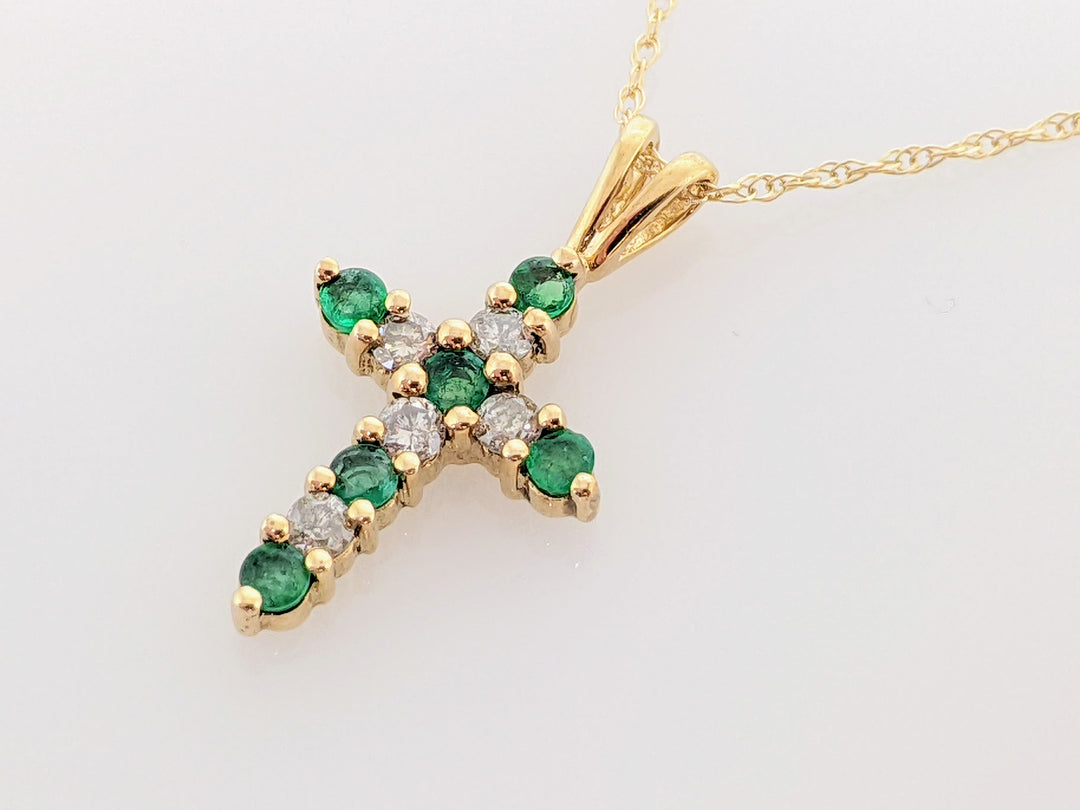 10K EMERALD ROUND (6) 2.5MM WITH .20 DIAMOND TOTAL WEIGHT ESTATE PENDANT & CHAIN 1.8 GRAMS
