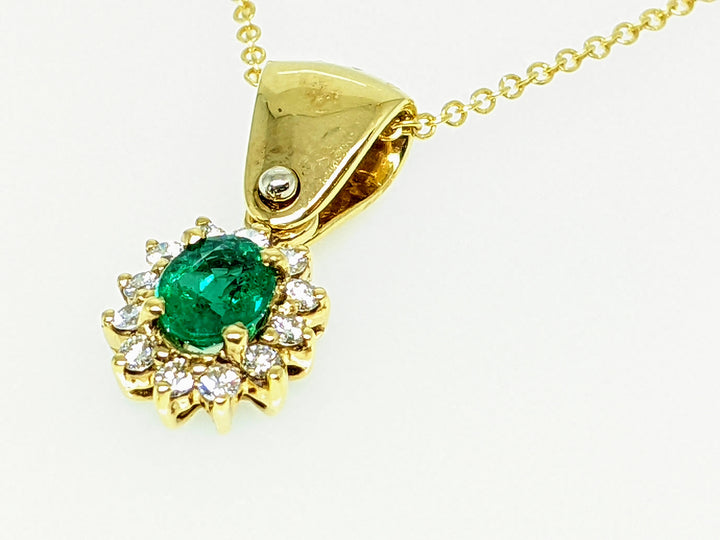 14K EMERALD OVAL 4X6 WITH .25 DIAMOND TOTAL WEIGHT ESTATE PENDANT & CHAIN 3.5 GRAMS