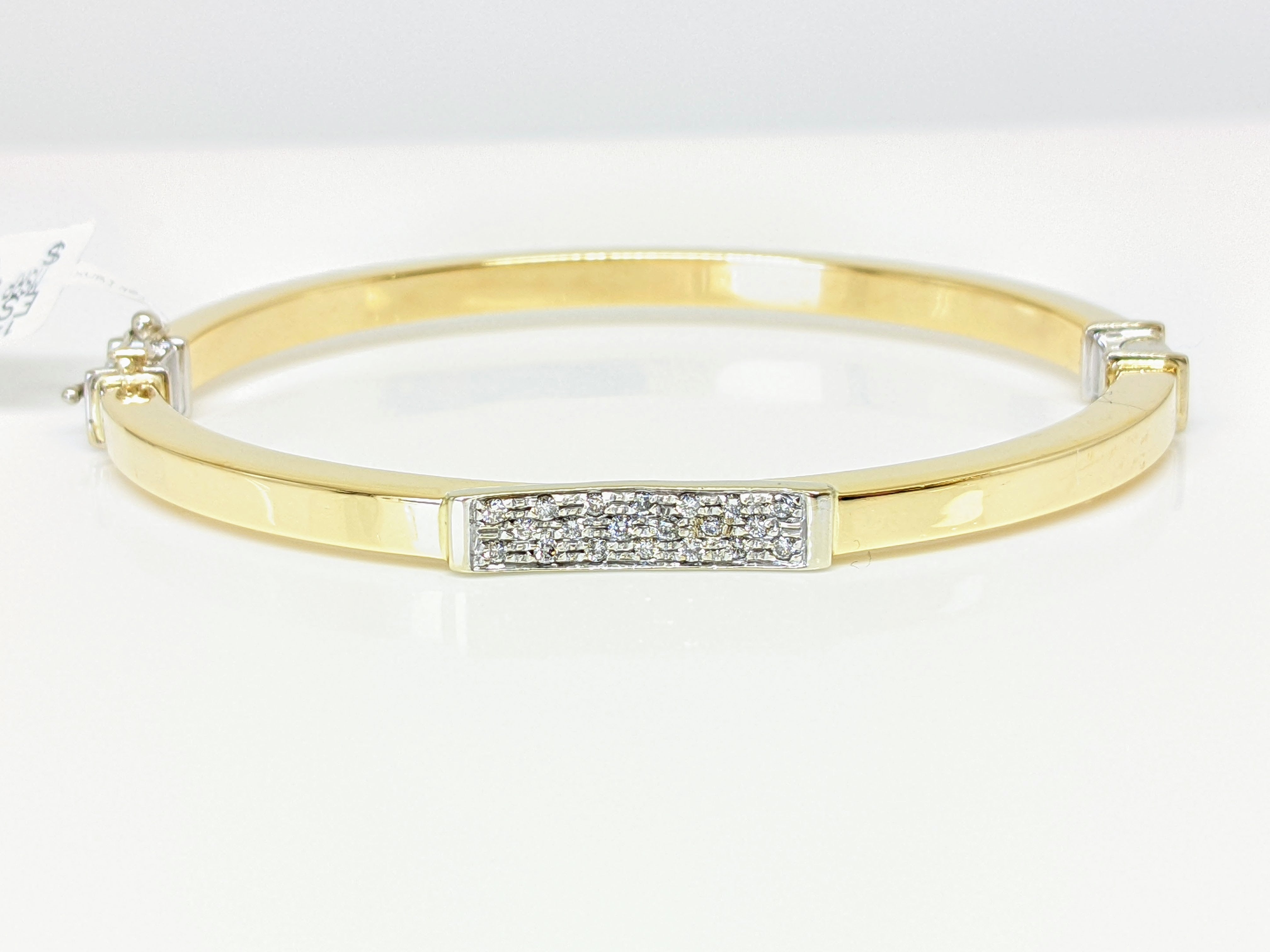 Japan bracelet 18k 20 grams, Women's Fashion, Jewelry & Organizers,  Bracelets on Carousell