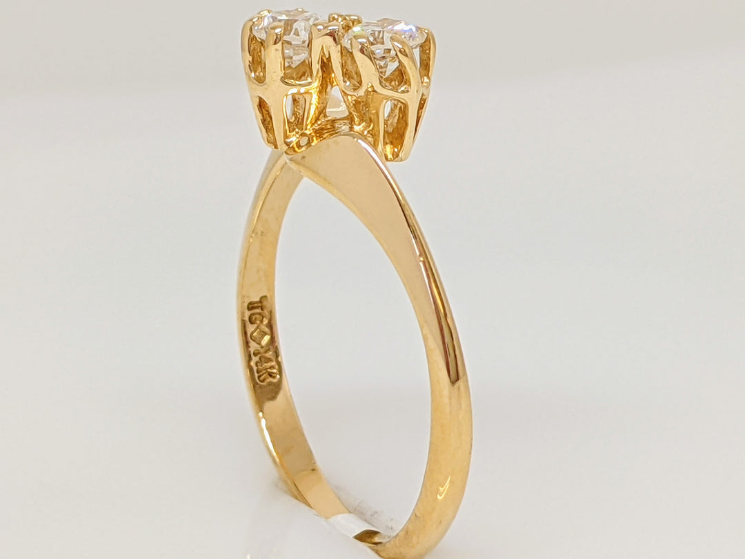 14K .32 CARAT TOTAL WEIGHT SI2 H ROUND DIAMOND (2) ESTATE RING 2.1 GRAMS