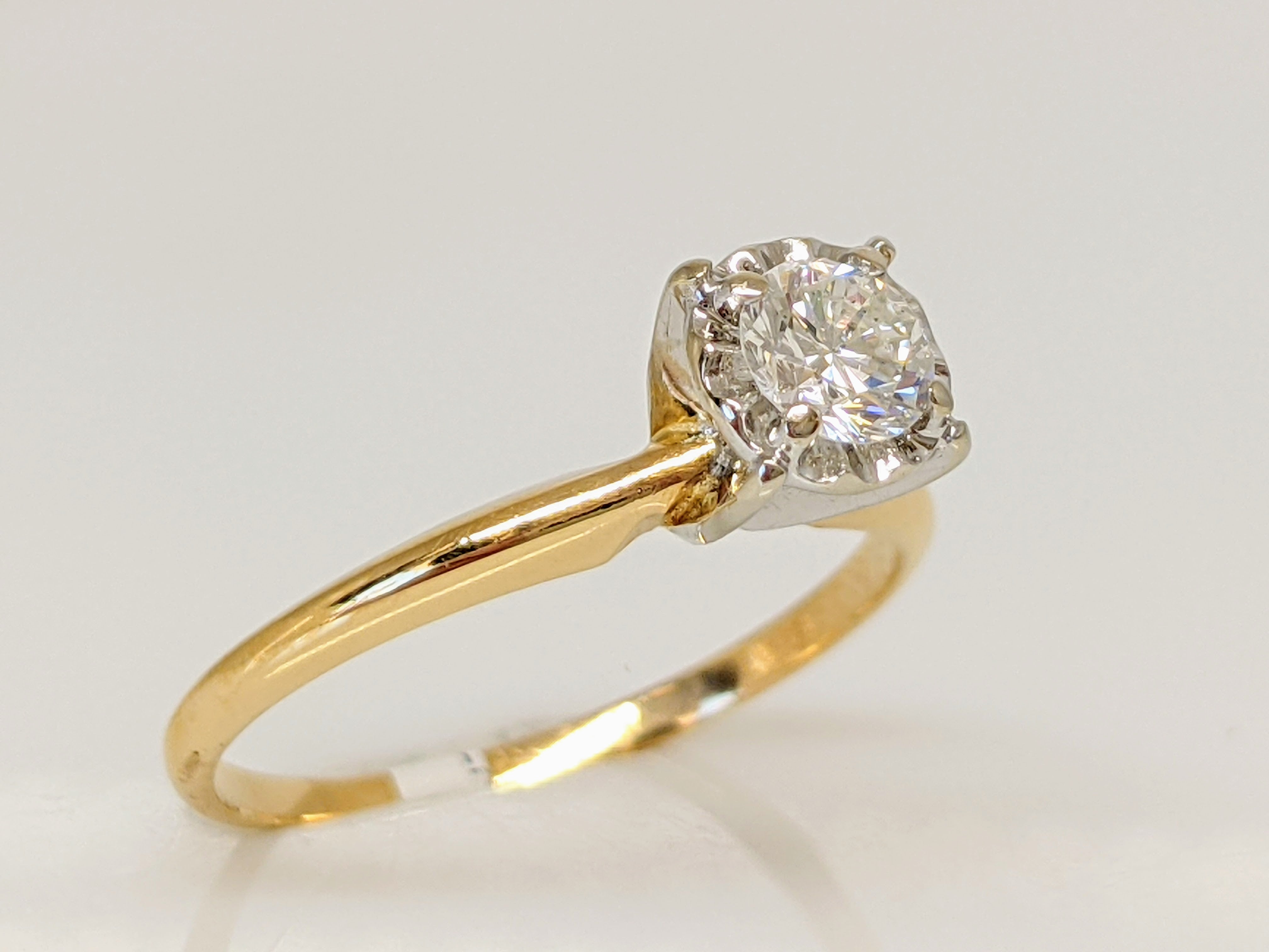 14K .30 CARAT TOTAL SI J-K ROUND DIAMOND ILLUSION HEAD