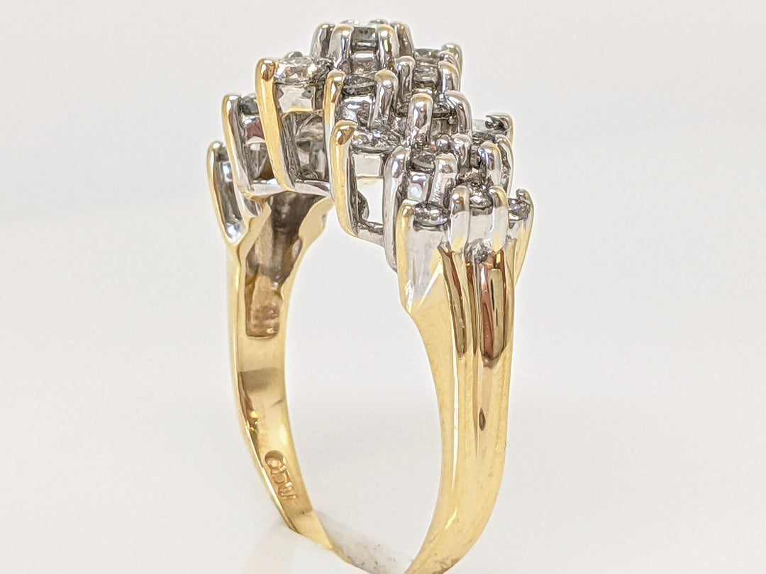 14K .85 CARAT TOTAL WEIGHT I1 H DIAMOND ROUND (23) CLUSTER DINNER ESTATE RING 4.5 GRAMS