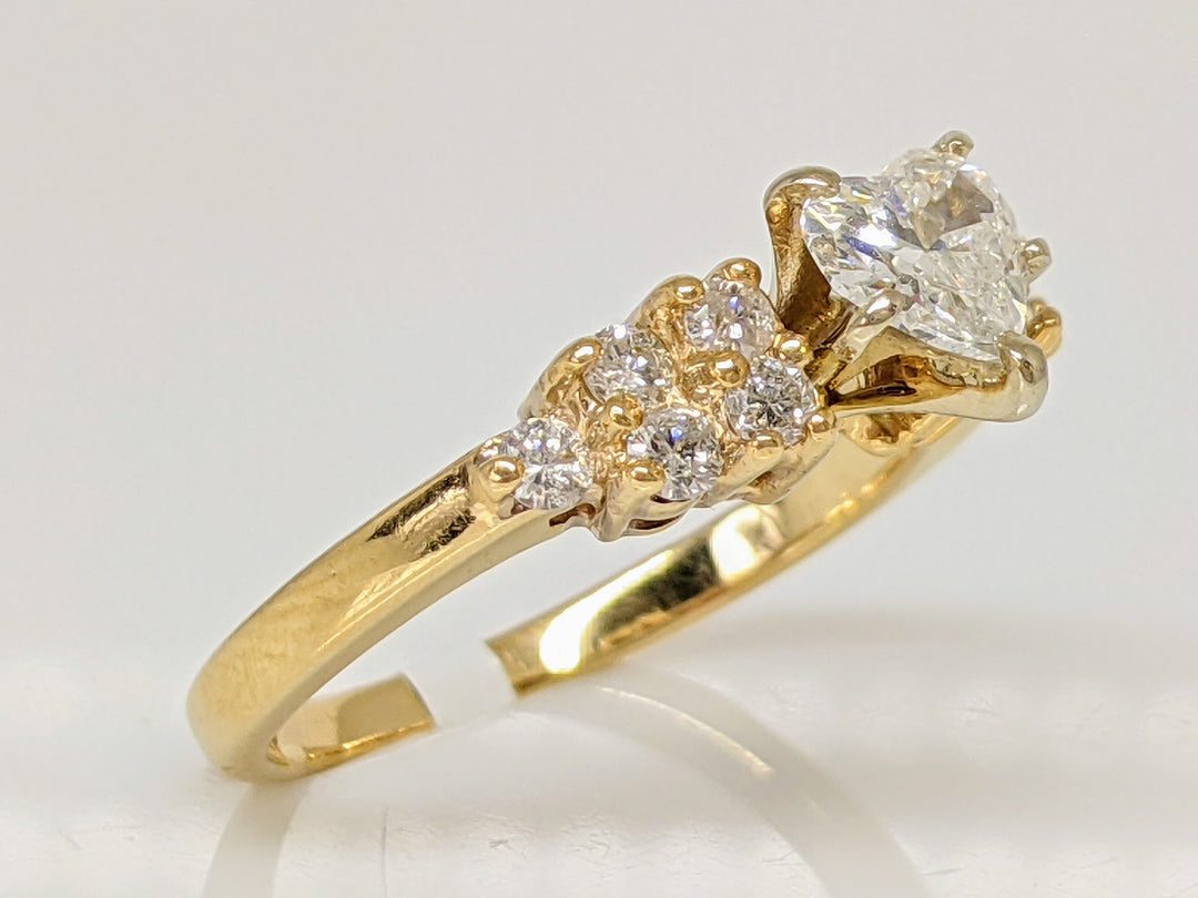 14K .89 CARAT TOTAL WEIGHT SI2-I1 F-G DIAMOND HEART WITH (10) ROUND MELEE ESTATE RING 2.9 GRAMS