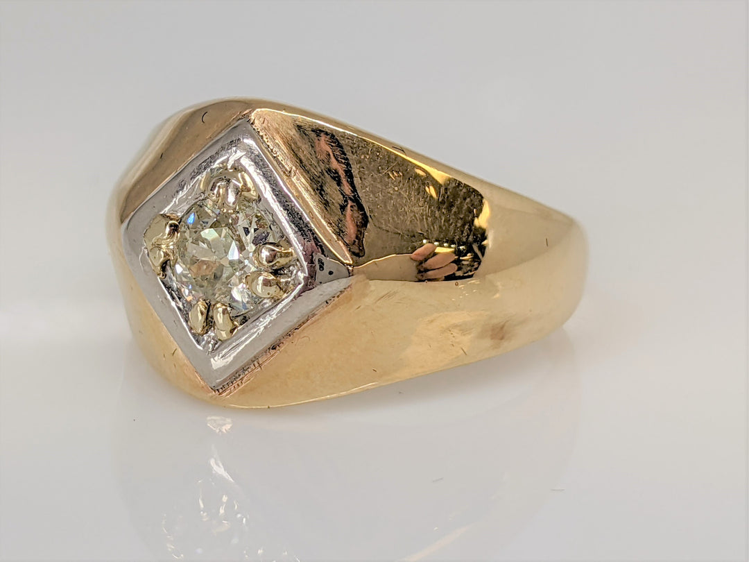 10K .61 CARAT TOTAL I1 P DIAMOND ROUND ESTATE RING 9.4 GRAMS