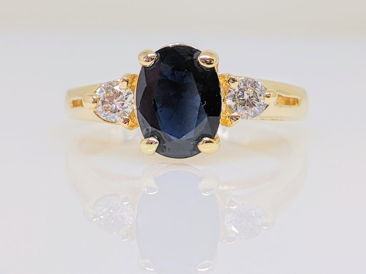 14K SAPPHIRE OVAL 6X8 WITH .20 DIAMOND TOTAL WEIGHT ESTATE RING 3.3 GRAMS