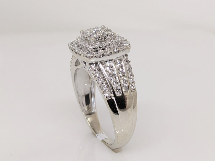 10KW 1.00 CARAT TOTAL WEIGHT I1 G DIAMOND ROUND (89) HALO CLUSTER ESTATE RING 4.1 GRAMS