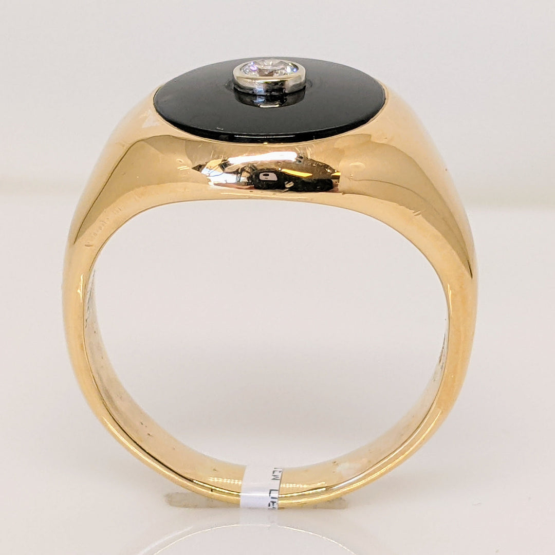 14K ONYX OVAL WITH .15 CARAT TOTAL DIAMOND CENTER ESTATE RING 12.0 GRAMS