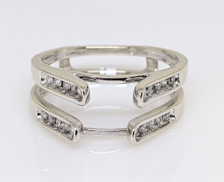 14KW .40 CARAT TOTAL WEIGHT I1 H DIAMOND ROUND (20) CHANNEL SET ESTATE RING JACKET 4.1 GRAMS