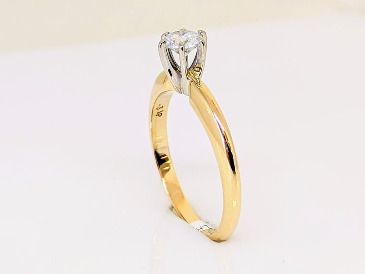 14K .31 CARAT TOTAL WEIGHT I1 I DIAMOND ROUND SOLITAIRE ESTATE RING 2.6 GRAMS