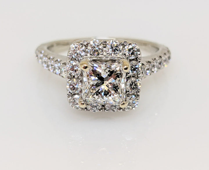 14KW 2.23 CARAT TOTAL WEIGHT SI2 I DIAMOND PRINCESS CUT WITH (52) ROUND HALO ESTATE RING 5.1 GRAMS