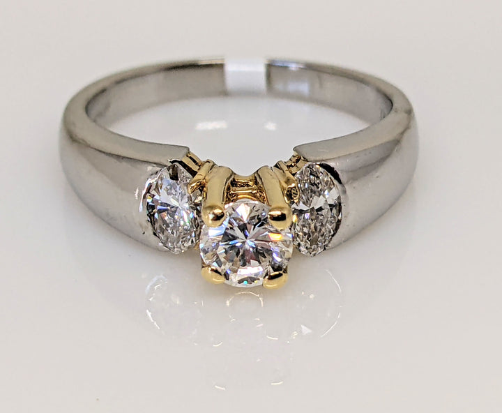 18K2 .74 CARAT TOTAL WEIGHT I1 J DIAMOND ROUND WITH (2) MARQUISE CUT DIAMOND ESTATE RING 5.4 GRAMS