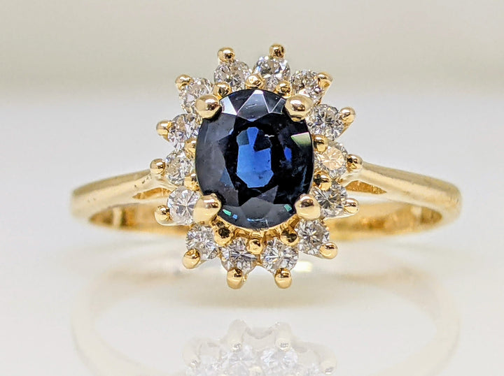 14K SAPPHIRE OVAL 4X5 WITH .24 DIAMOND TOTAL WEIGHT ESTATE RING 2.2 GRAMS