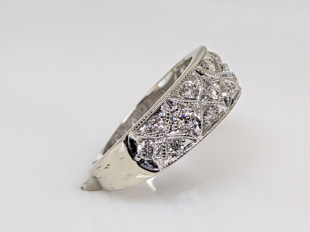 14KW .56 CARAT TOTAL WEIGHT I1 G DIAMOND ROUND (16) ESTATE BAND 3.6 GRAMS