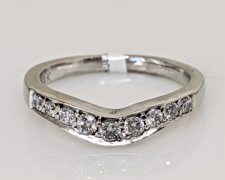 14KW .20 CARAT TOTAL WEIGHT I1 G DIAMOND ROUND (9) CURVED ESTATE BAND 2.0 GRAMS