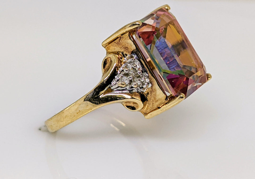 14k MYSTIC TOPAZ EMERALD CUT 10X12 WITH (6) MELEE ESTATE RING 4.3 GRAMS