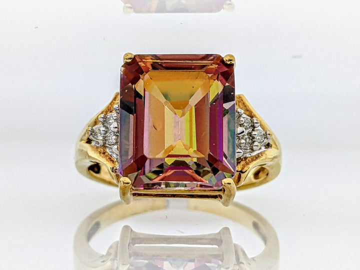 14k MYSTIC TOPAZ EMERALD CUT 10X12 WITH (6) MELEE ESTATE RING 4.3 GRAMS