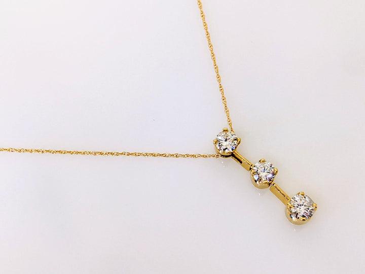 14k .98 CARAT TOTAL WEIGHT I1 I DIAMOND ROUND (3) DROPE STYLE TRINITY ESTATE PENDANT & CHAIN 2.3 GRAMS
