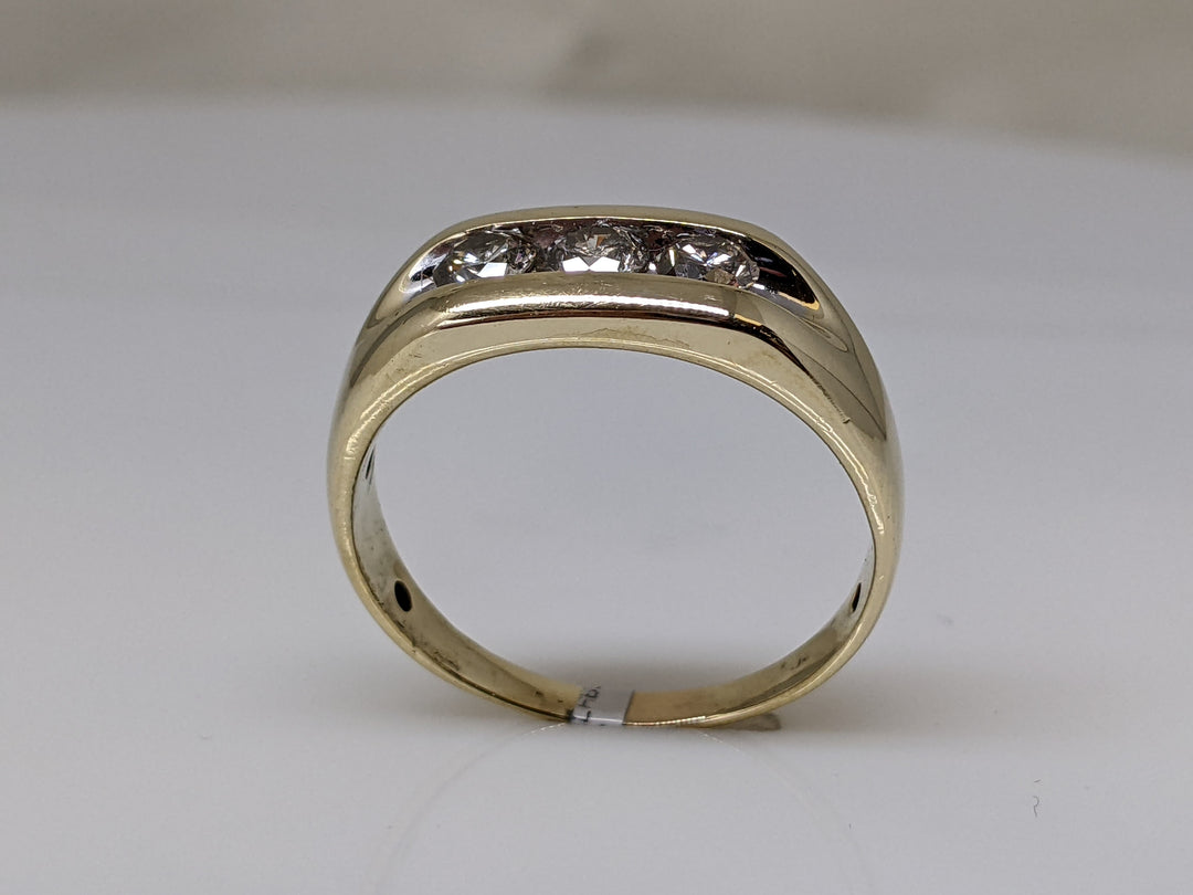 14k 1 CARAT TOTAL WEIGHT I1I DIAMOND ROUND (3) ESTATE RING