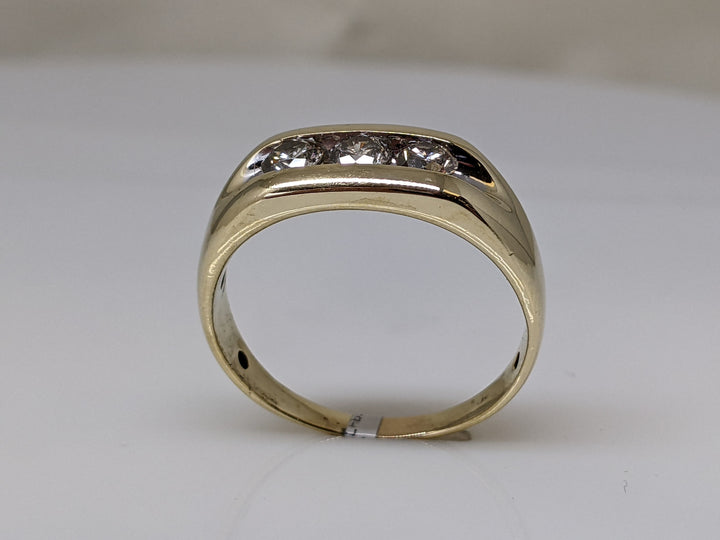14k 1 CARAT TOTAL WEIGHT I1I DIAMOND ROUND (3) ESTATE RING
