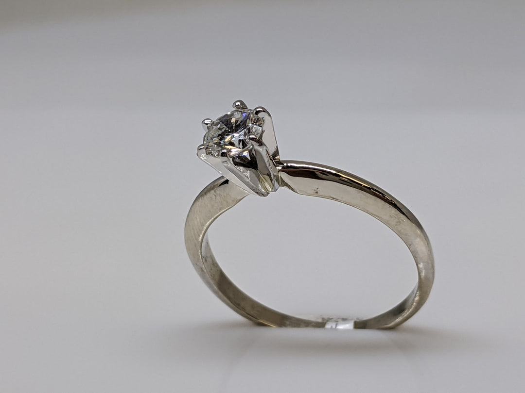 14K WHITE GOLD .38 CARAT TOTAL WEIGHT SI1 H DIAMOND ROUND ESTATE SOLITAIRE 2.1 GRAMS
