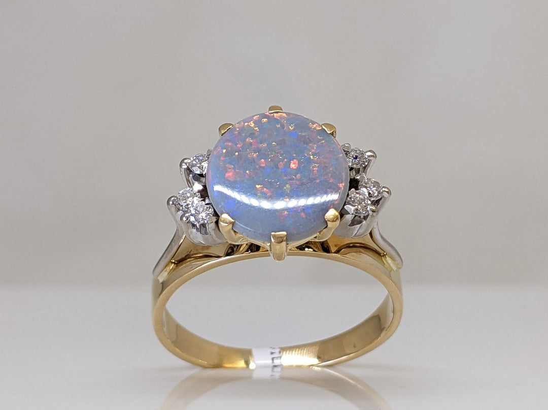18K OPAL "AA" OVAL 11.5X10 WITH .20 DIAMOND TOTAL WEIGHT 5.3 GRAMS
