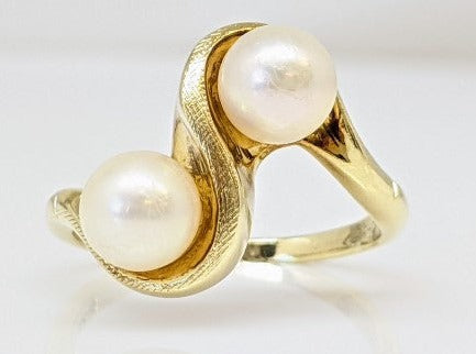 14K PEARL ROUND (2) 6MM BYPASS ESTATE RING 4.7 GRAMS